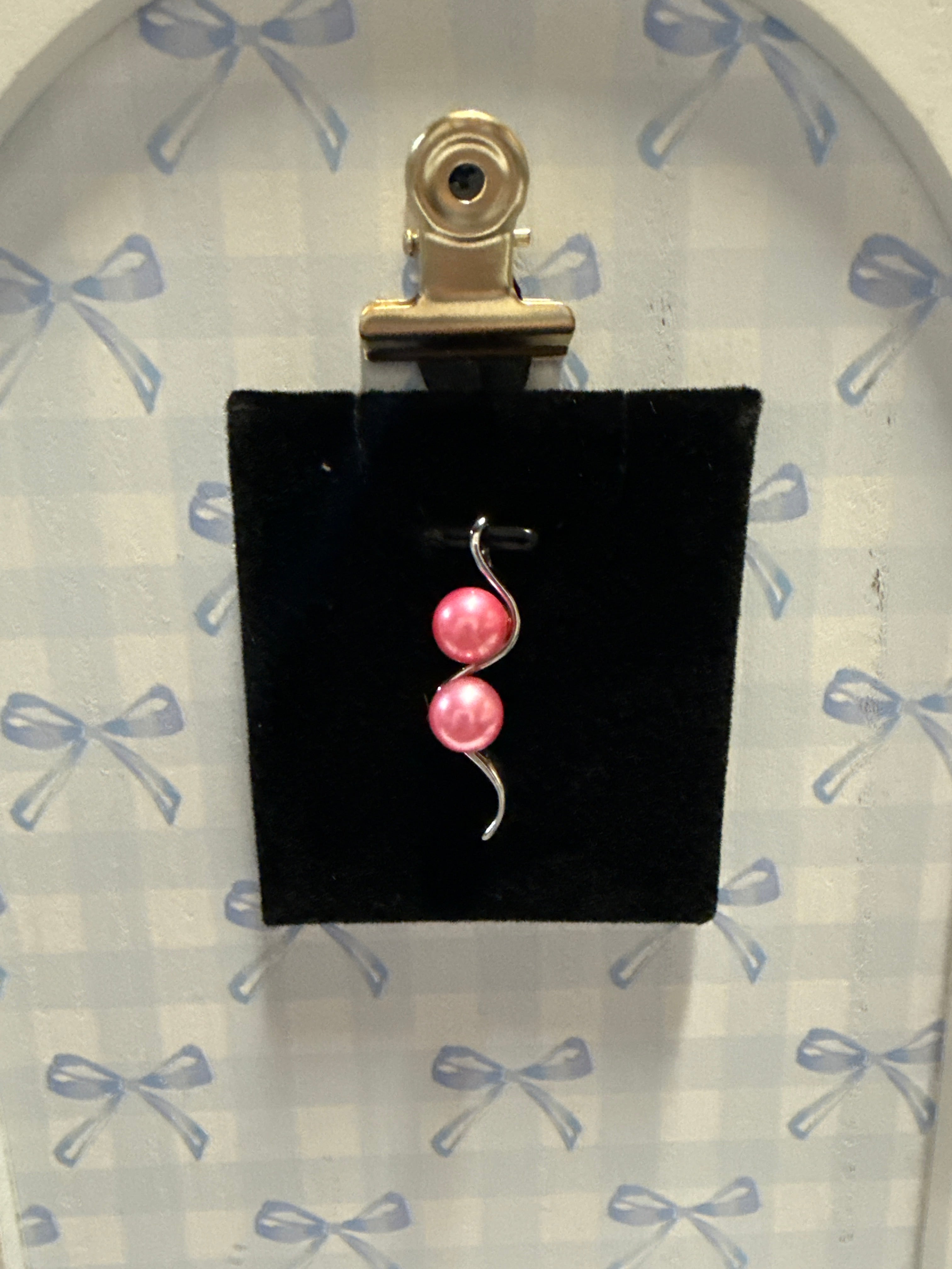PM-105: Ribbon in Motion