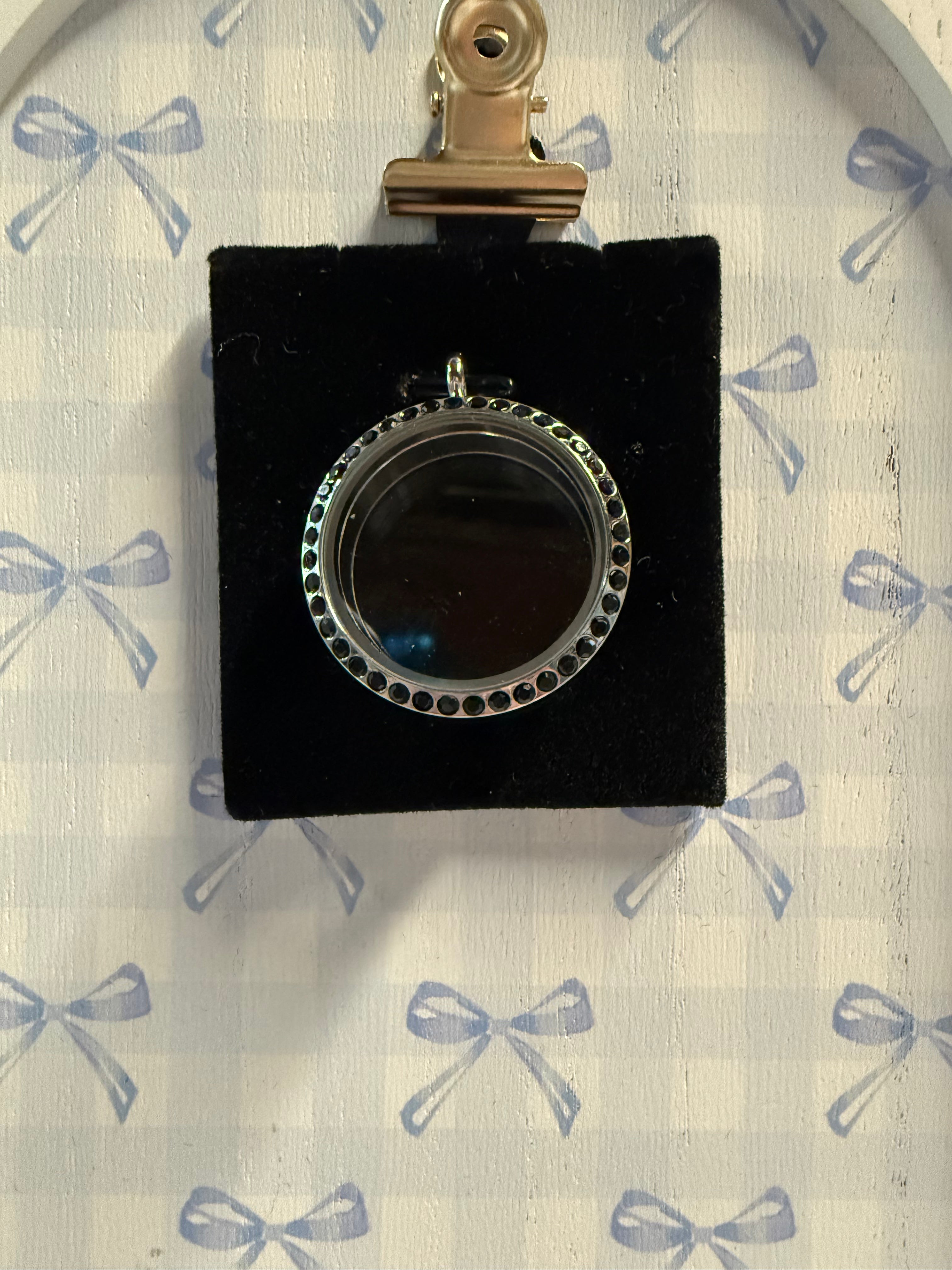L-604: Black Rhinestones Locket