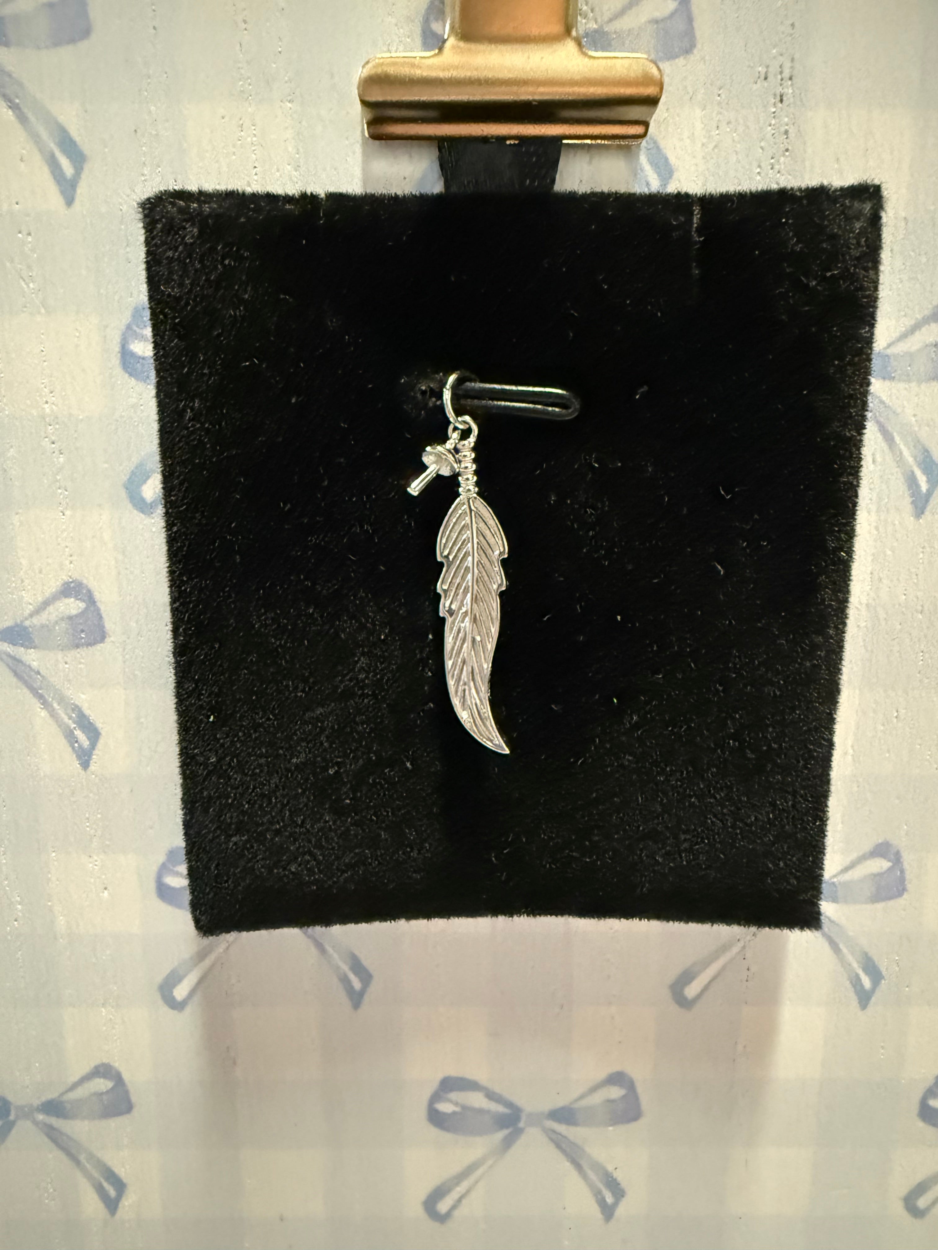 PM-109: Feather